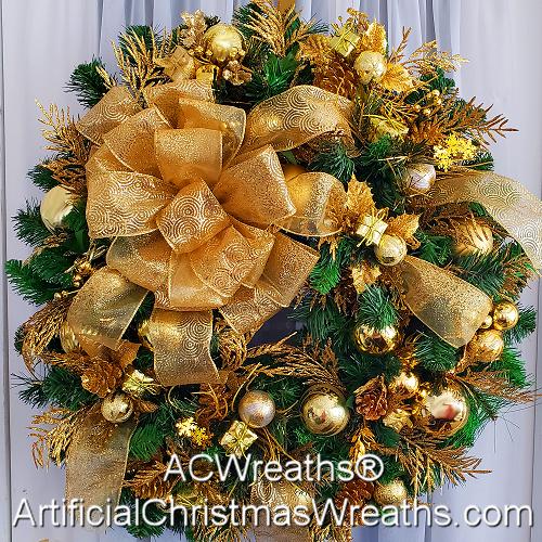 Golden Splendor Christmas Wreath